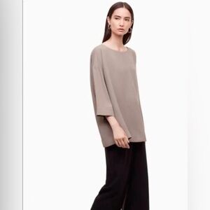 Aritzia Babaton Mortenson Blouse Crepe Boxy 3/4 Sleeve Taupe | Size 1 (Small)